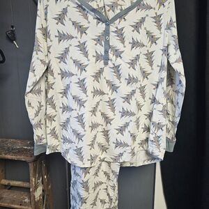 Women's Patterned Pajama Set with Blue Accents